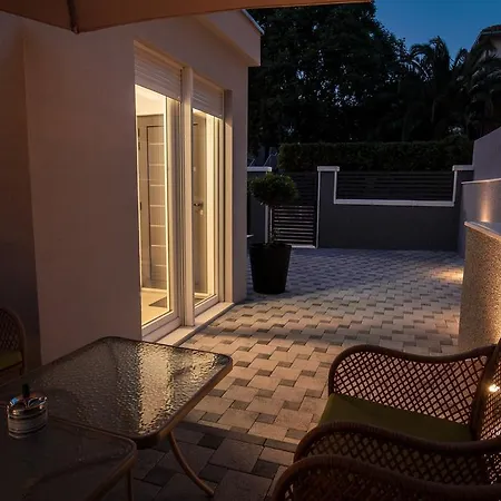 Holiday home Aspalathos - With Free Parking, Near The Beach, A Few Minutes' Walking Distance To The Unesco Palace *