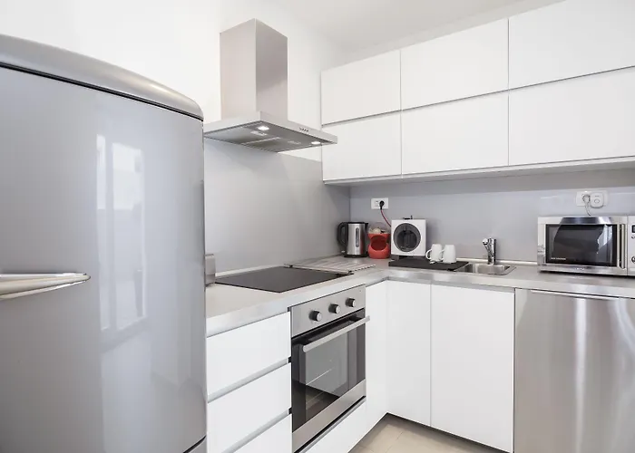Aspalathos - With Free Parking, Near The Beach, A Few Minutes' Walking Distance To The Unesco Palace *