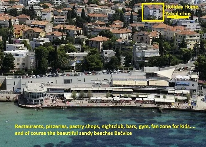 Feriehus Aspalathos - With Free Parking, Near The Beach, A Few Minutes' Walking Distance To The Unesco Palace