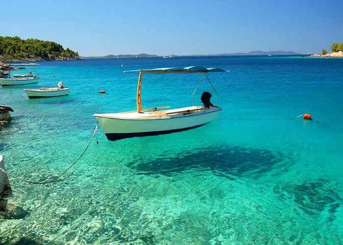 Aspalathos - With Free Parking, Near The Beach, A Few Minutes' Walking Distance To The Unesco Palace